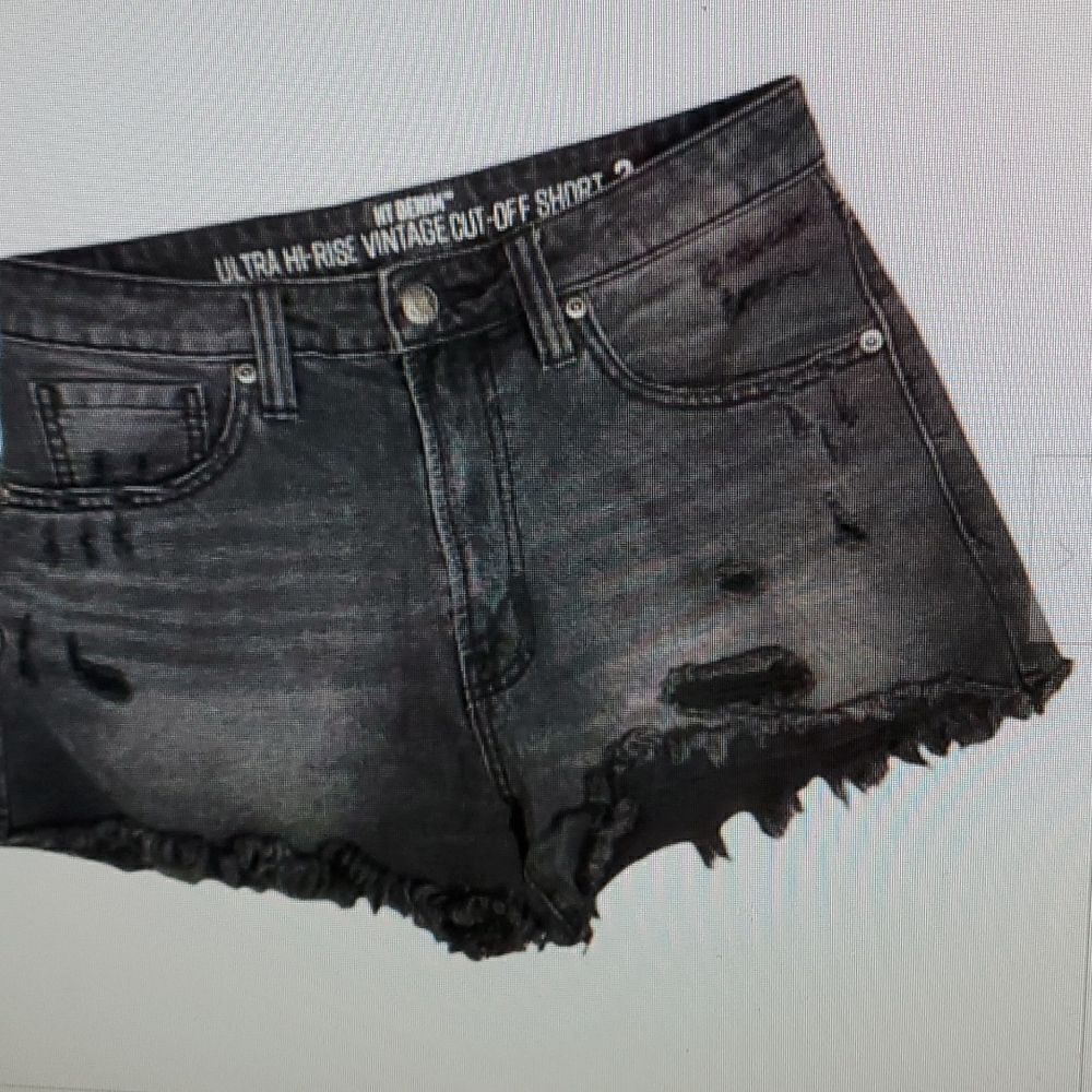 HT Denim vintage  cut off short 9